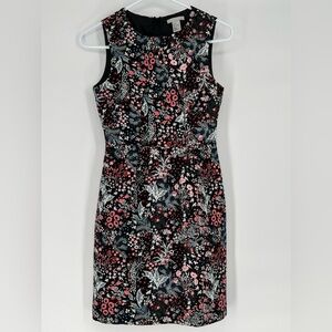 H&M Jacquard Weave Tapestry Dress Black W/flowers  pink burgundy blue‎ white.